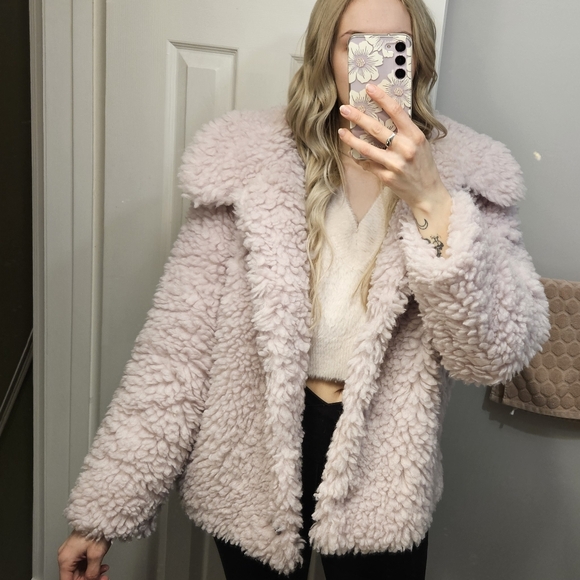Faux fur teddy coat - Picture 3 of 8
